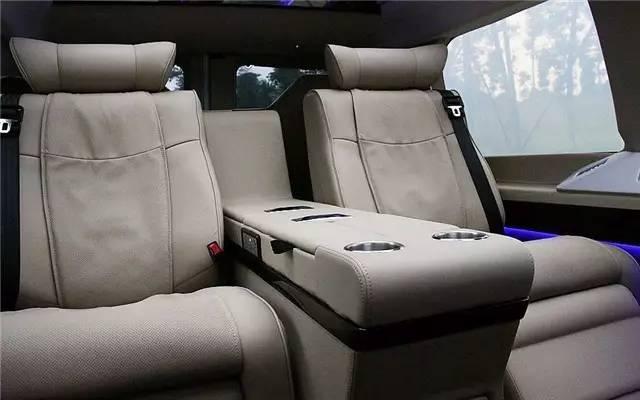 戴墨镜金链子bgm背景音乐,墨镜雪茄金链子三件套bgm是什么