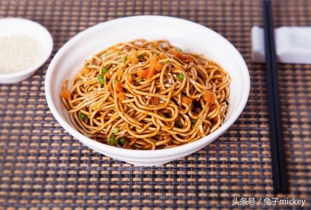 最值得去的美食城市,最新发布美食攻略100个必去的地方