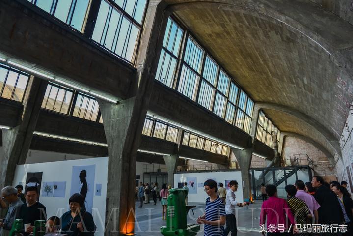 住赏气质喆啡，一辆复古老爷车把你接到咖啡馆的家