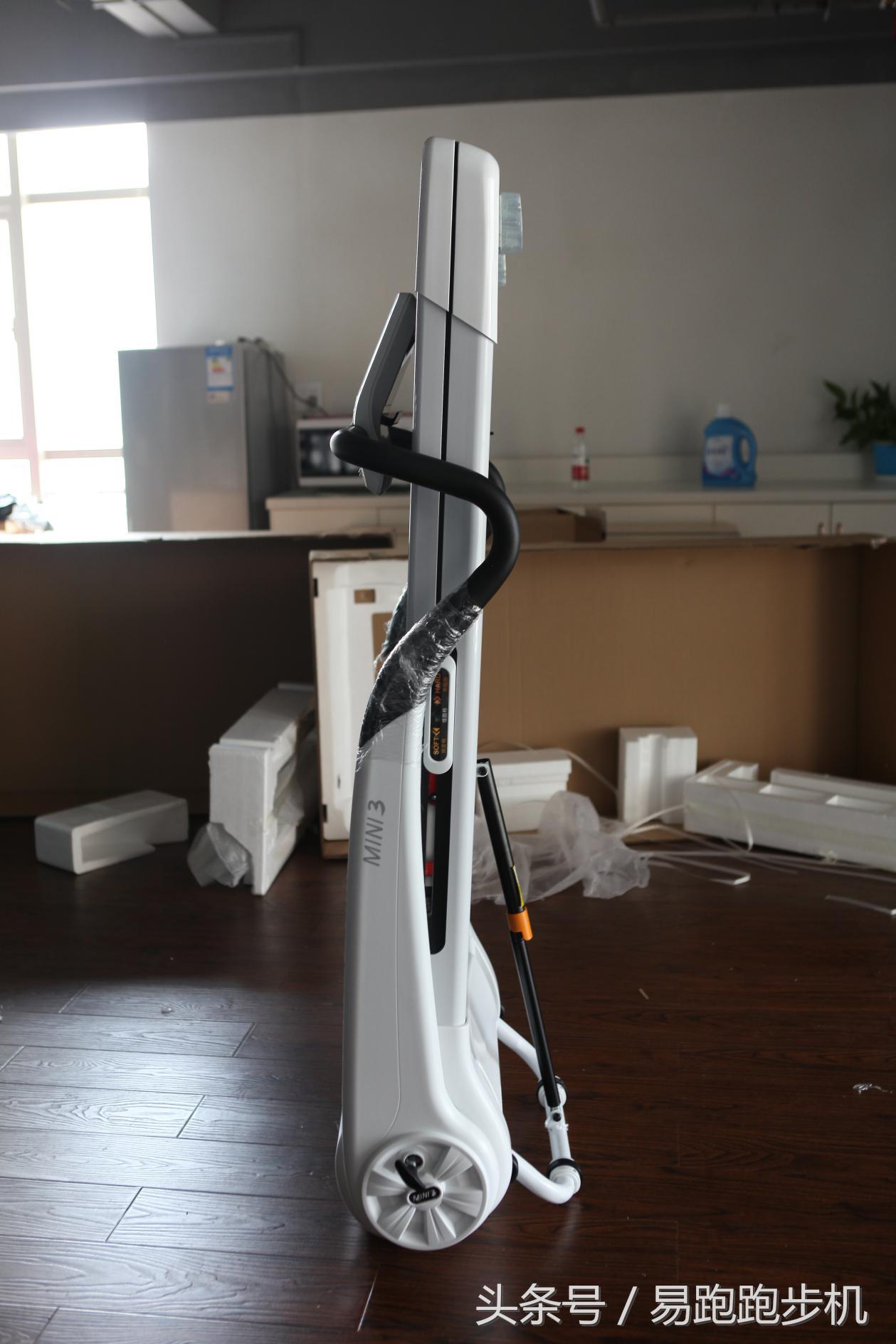 易跑跑步机mini3开关功能解说,易跑mini3跑步机使用教程视频