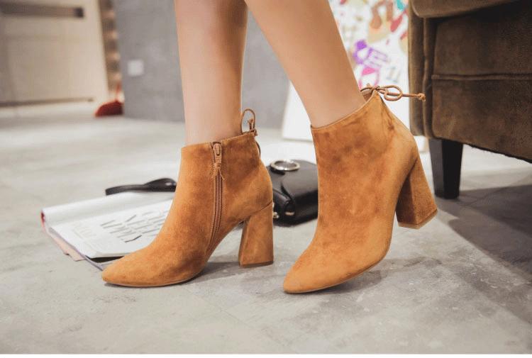 短靴尖头马丁磨砂皮棕色,短靴弹力靴高跟粗跟马丁靴