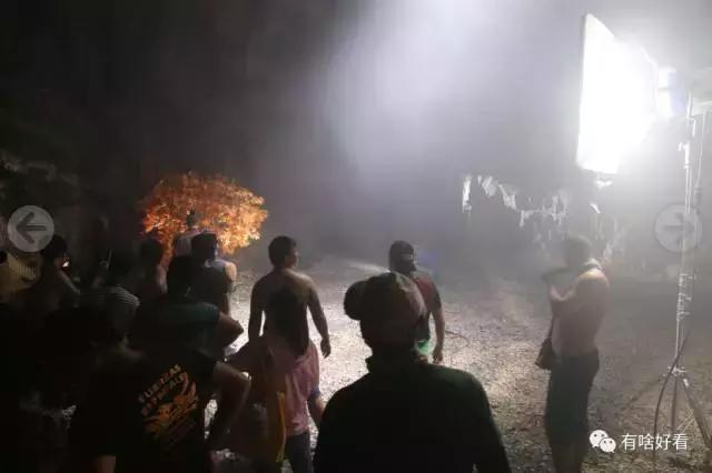 拍戏40度高温穿厚衣服,横店40度拍戏现场