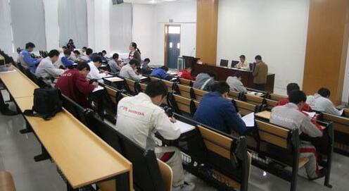 汽车修理工高级技师考试实操,汽车修理工中级技师