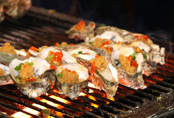 来秦皇岛去哪吃海鲜实惠,来秦皇岛必吃的美食小龙虾