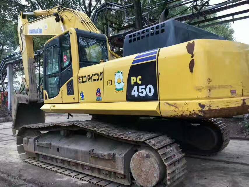 二手挖掘机现场实拍,二手挖掘机直击现场