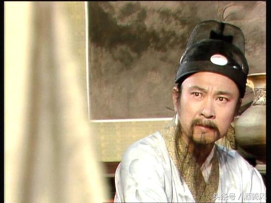 《红楼梦》饭桌上的“笑话”——喝尿、舔脚与吃月饼