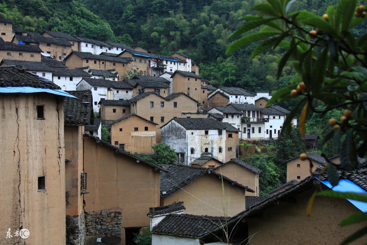 安徽歙县的阳产土楼村,安徽徽州土楼