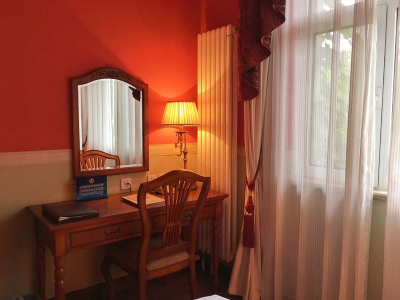 青山绿水间自由的飞翔,青山绿水放飞心情拥抱大自然