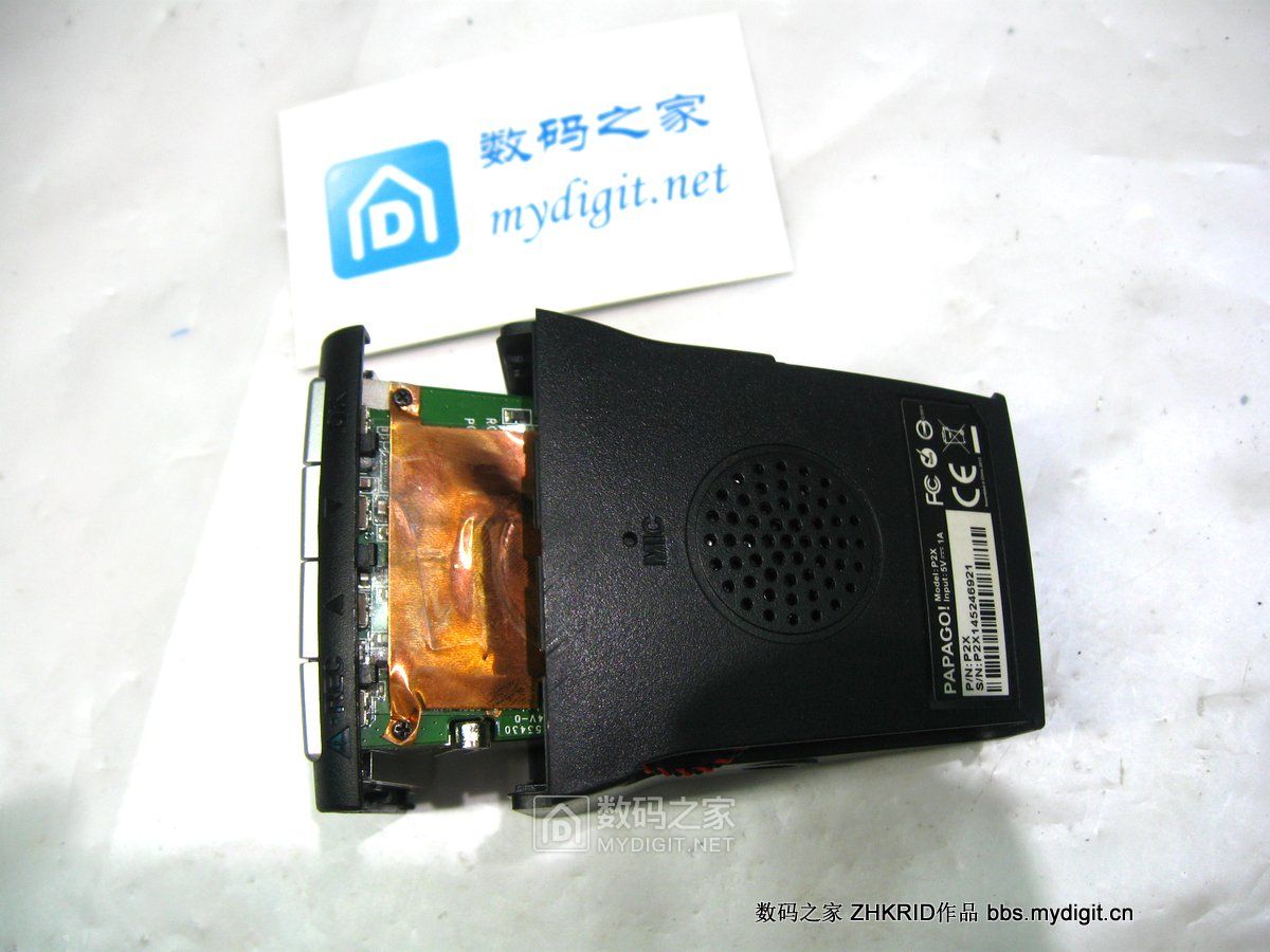 拆解趴趴狗隐藏式行车记录仪,行车记录仪拆解解析