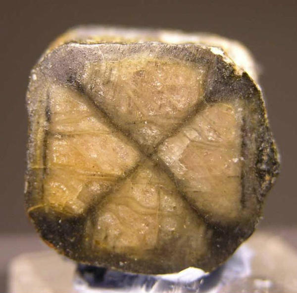 我的前半生宝石原石,我的前半生原石图片