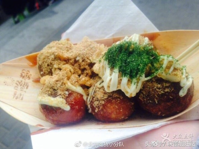 日本大厨做的章鱼烧,日本街头小吃章鱼烧的制作