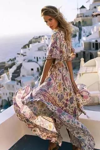 上班打扮小点还是成熟点好,上班look整套