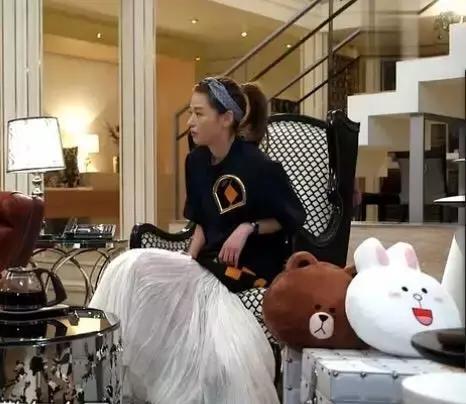 发带好看高级,可以修饰脸型的发带