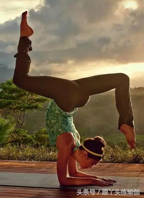 最简单的高难度动作倒立,倒立后弯的体式