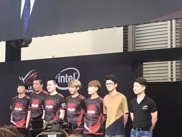 rogg15低配游戏本,roggx501冰刃玩家国度笔记本