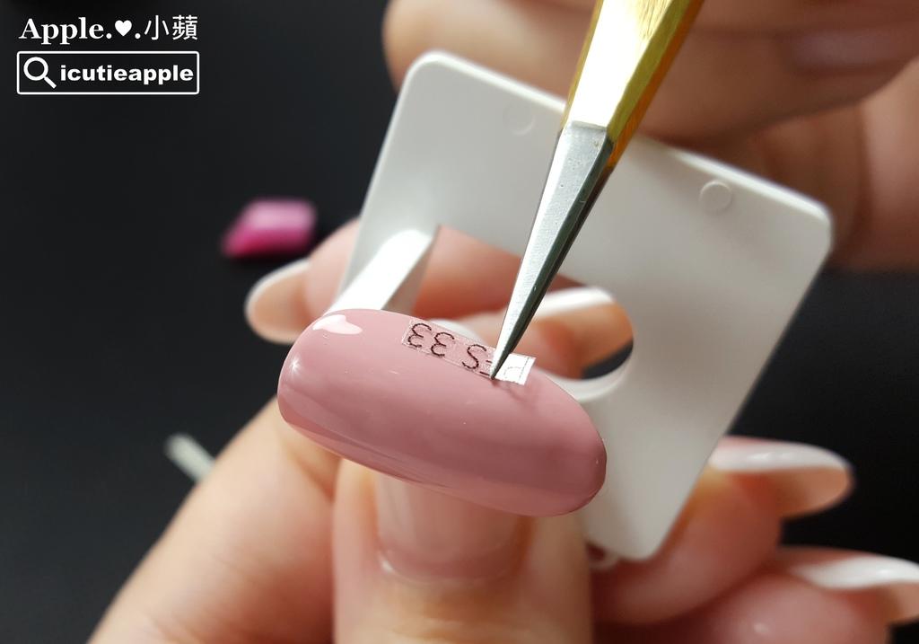 美甲盘色卡如何使用,美甲色卡展示板怎么使用