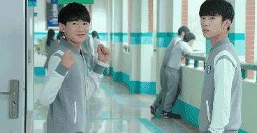 敢于梦想的tfboys,tfboys第一次演出青春修炼手册