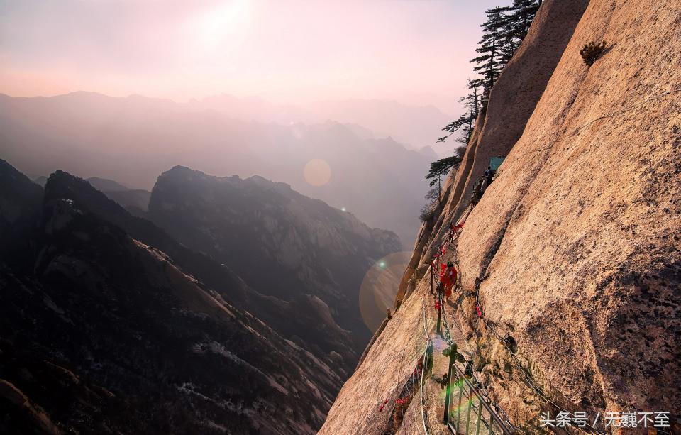 长空栈道走华山,一个人爬华山怎样玩长空栈道