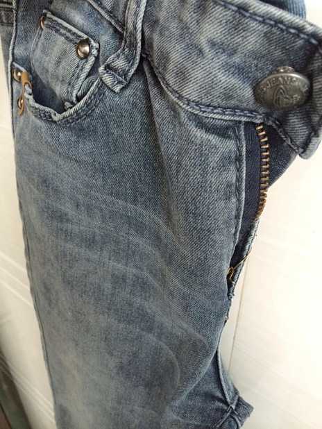 淘里里败败败：闺蜜和你挣一样钱竟然还老穿大牌？原来天天逛闲鱼