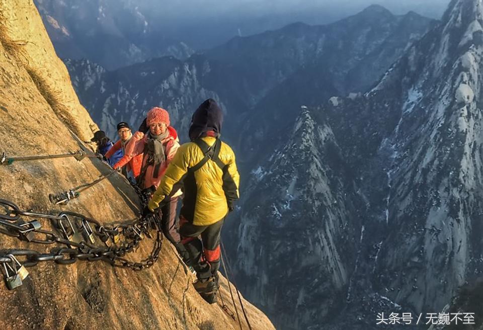 长空栈道走华山,一个人爬华山怎样玩长空栈道