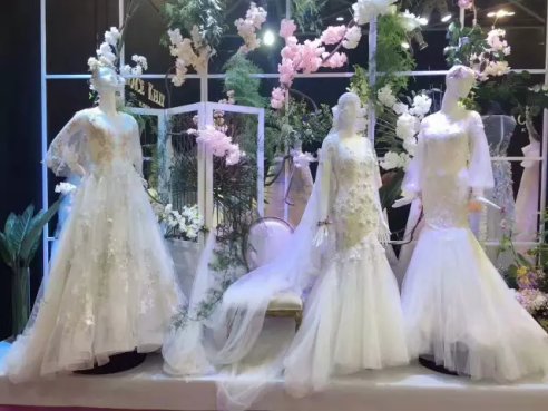 一年只迎客8天却有百万粉丝!为何如此狂拽大牌?