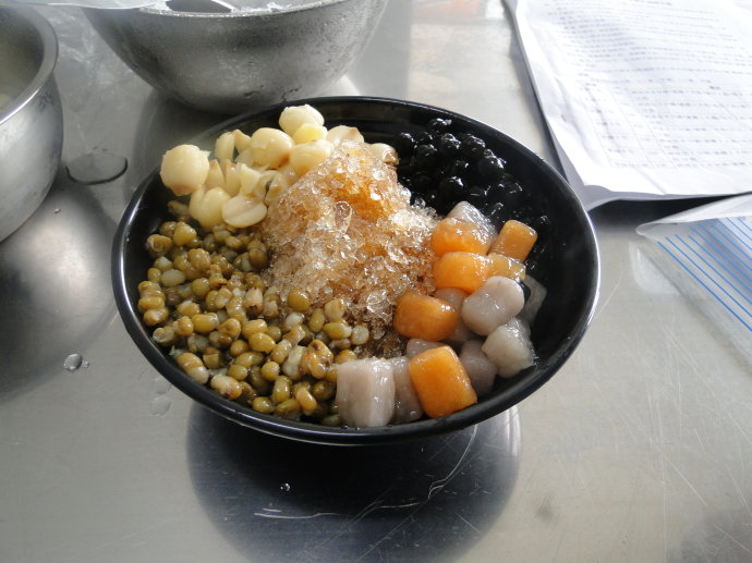 芋圆纯手工无添加鲜芋仙小丸子,软软糯糯香甜可口的芋圆丸子