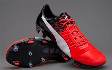 介绍足球鞋的视频,足球鞋怎样才算好球鞋