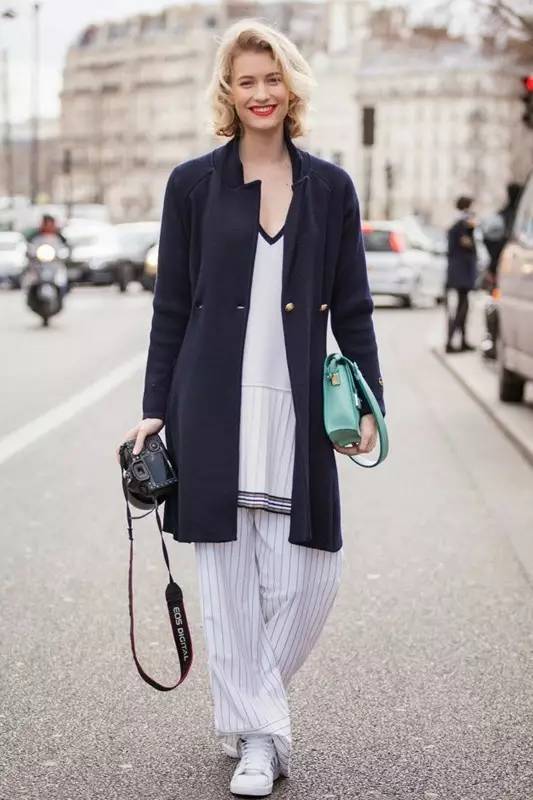 小白鞋手绘简单款,小白鞋简单手绘鞋图案