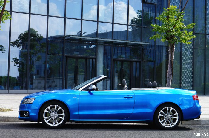运动感很强新款奥迪s5敞篷版实车,性能和买菜兼顾的2018款奥迪s5