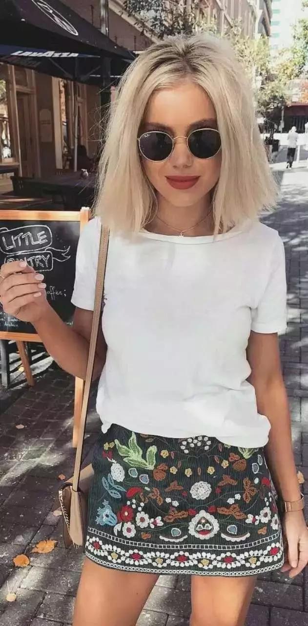 上班打扮小点还是成熟点好,上班look整套