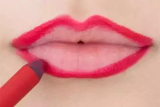 涂口红和不涂有什么区别,涂口红和不涂口红的差距