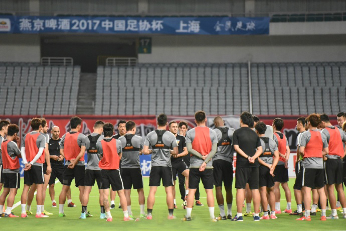 喜子原创｜盘外招恶心咱怎么办？就看今晚天津权健的了！