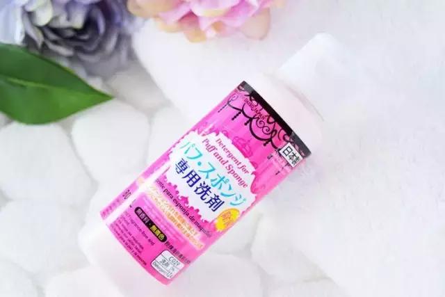 用清洁工具洗化妆刷,比马桶都脏的化妆刷到底怎么洗