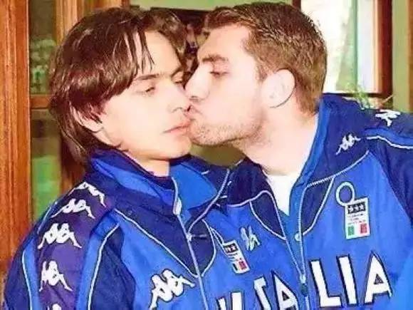 球员时代的你退役了,足坛再无因扎吉,禁区之王44岁生日快乐!