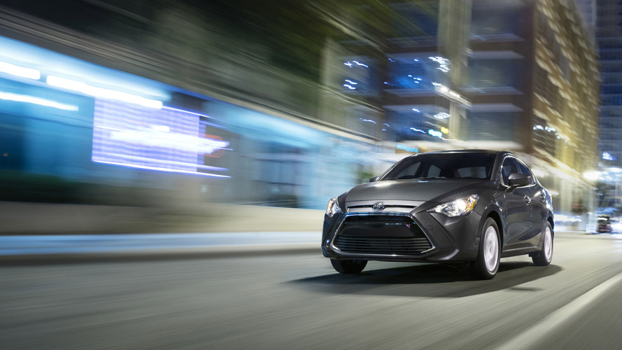 美国租车一个月多少钱,在美国租一辆跑车多少钱