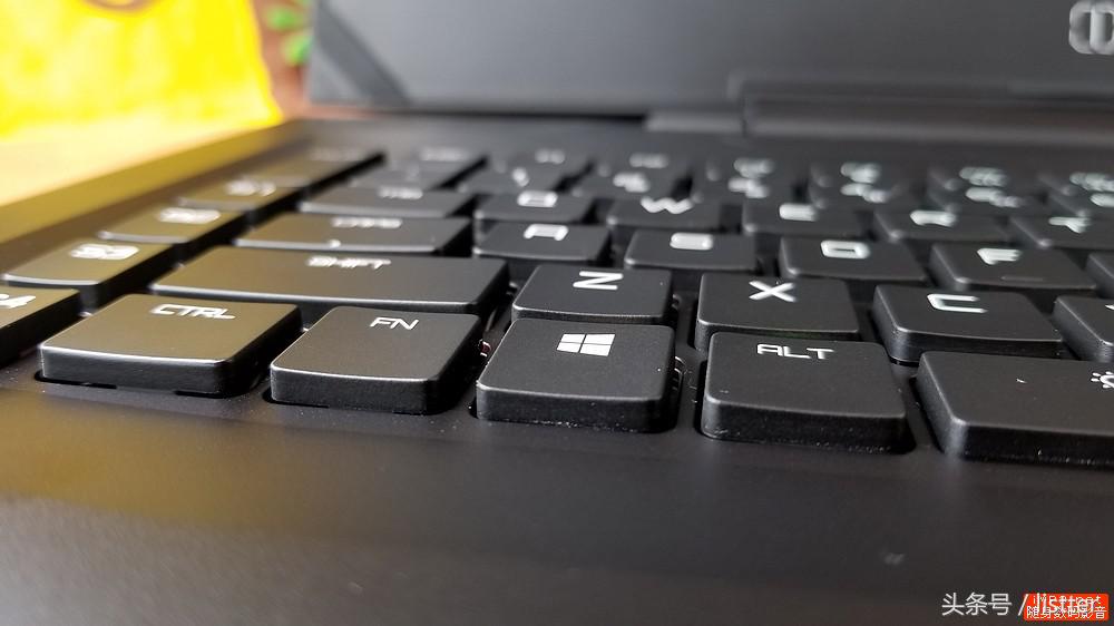 标配机械键盘的游戏本,自带机械键盘游戏本推荐