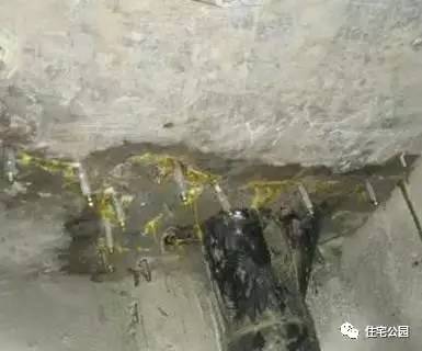 屋顶漏水修补方法全部,屋顶漏水修补最简单办法