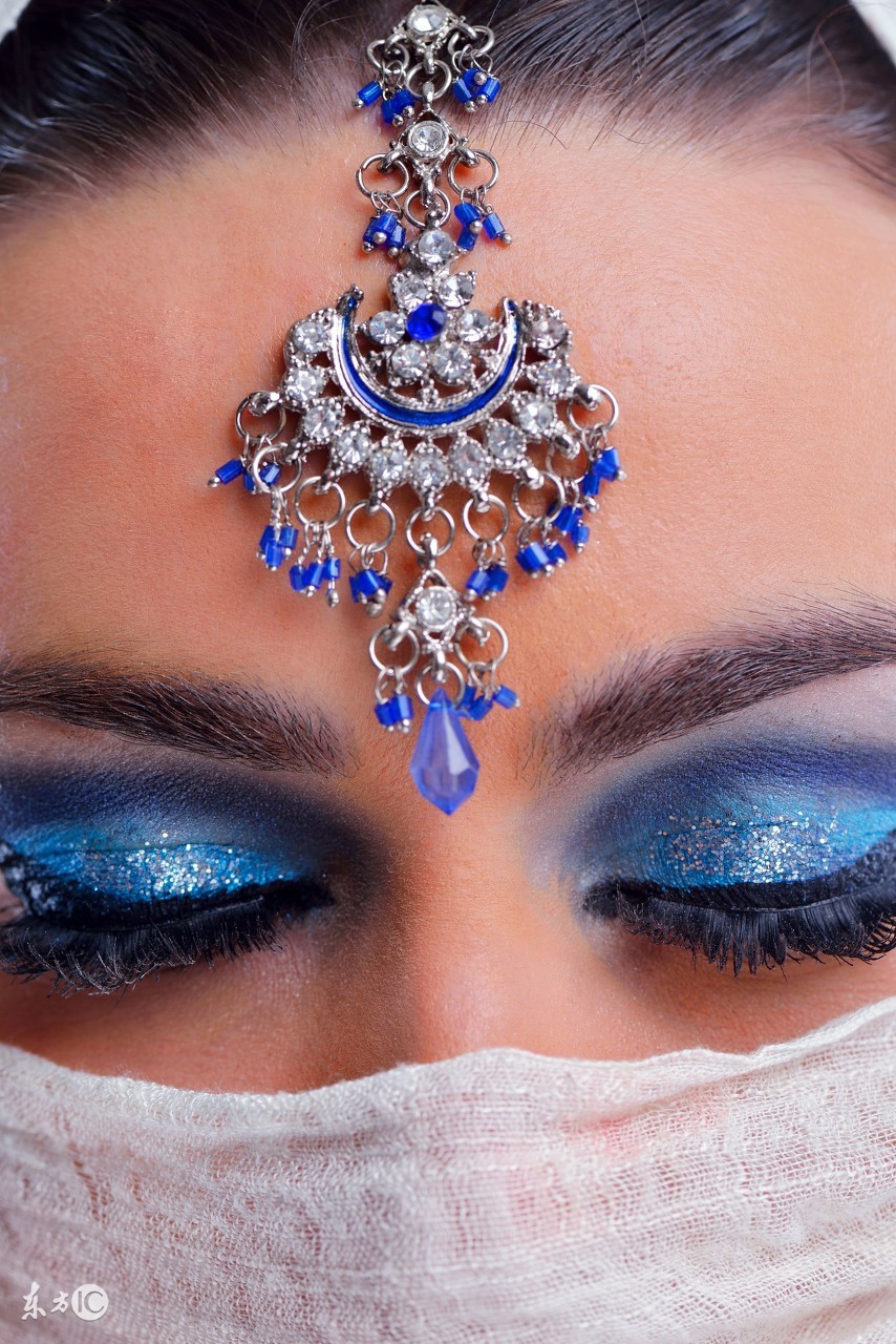 购买珠宝欢迎选购,在旗舰店买的珠宝