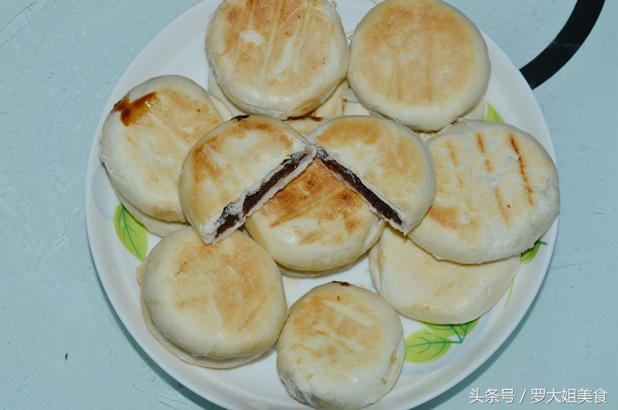 在家也能做出酥得掉渣的鲜花饼,玫瑰鲜花饼白玉酥皮