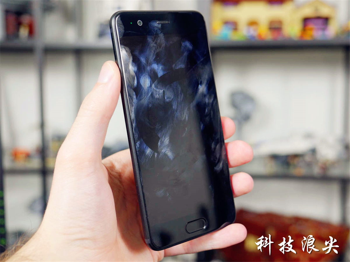 2019年入手华为p10怎么样,华为p10评测拆解