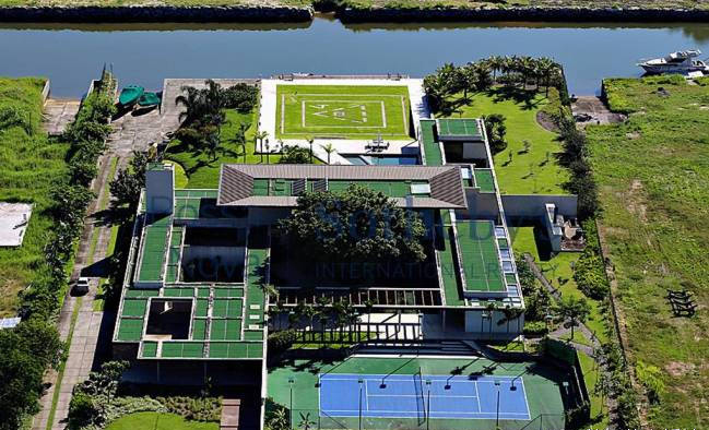 内马尔转沙特的条件,内马尔私人飞机