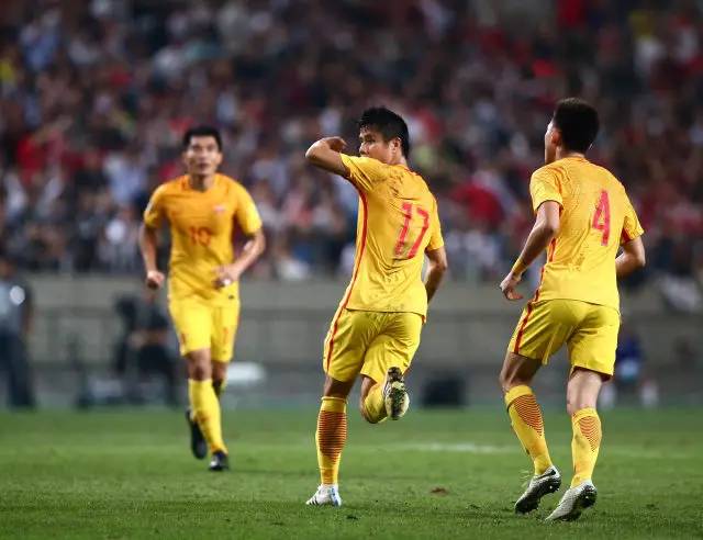 十二强赛首回合国足vs卡塔尔,12强赛国足比赛集锦