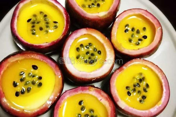 原来百香果有这么多做法,百香果超爽的吃法一整个剥下来