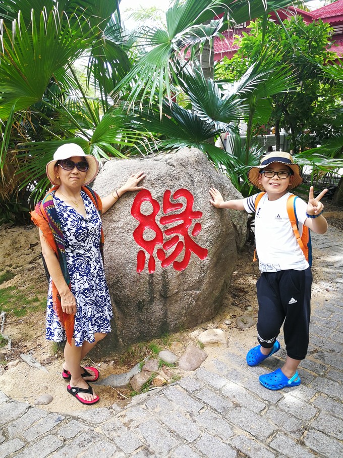 带着老妈和宝贝游三亚（两家铂尔曼和亚龙湾红树林度假之旅）
