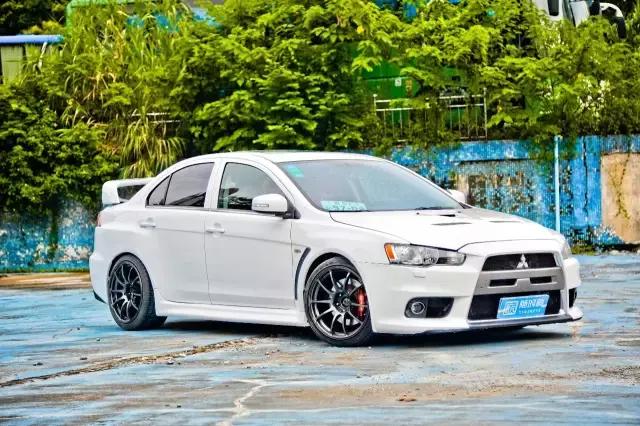 evo和翼神到底有什么区别,evo和翼神价格的区别