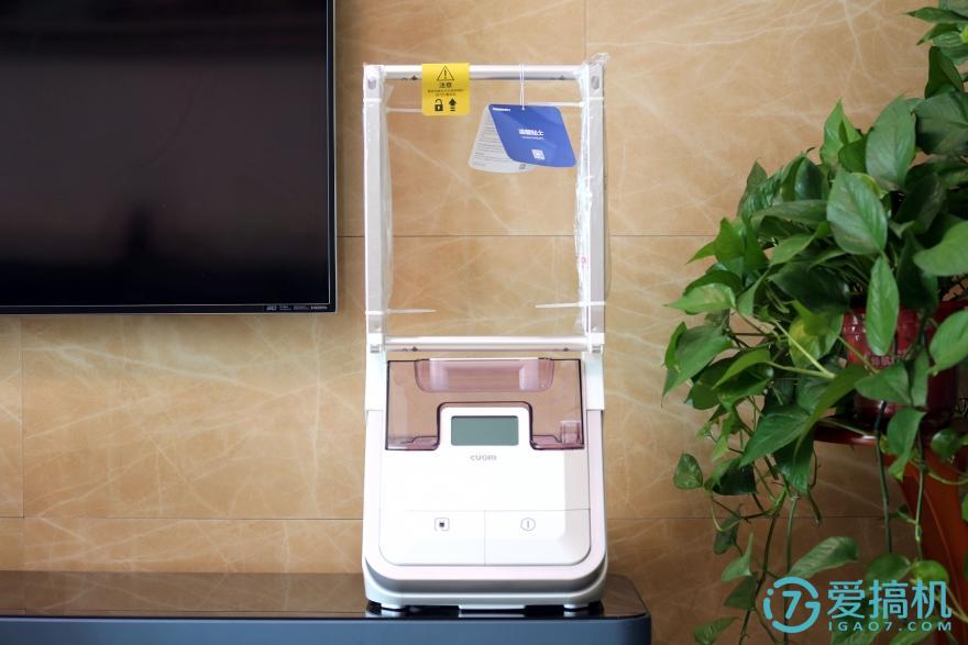 衣服皱皱巴巴没有熨斗怎么办,如何将皱巴巴衣服恢复原状呢