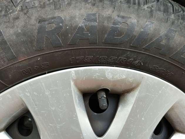 赛欧老款换胎,拉萨雪佛兰赛欧换胎多少钱