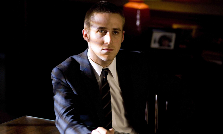 黄金比例标准身材第一人,黄金比例脸排行