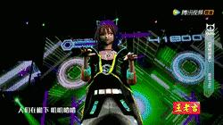 秀分身让薛之谦都动心，荷兹唱响网游神曲《悲怆世界》引回忆杀