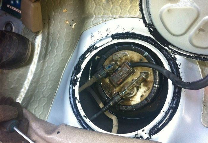 汽车放炮是不是油品的事,汽车放炮是和汽油有关吗